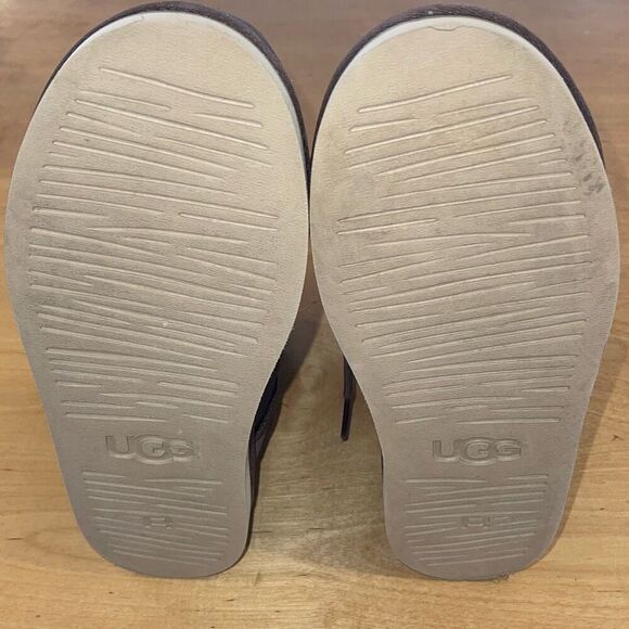 UGG AUSTRALIA LODGE CHOCOLATE/OLIVE GREEN SHEEPSKIN SUEDE BOOTS‎ SIZE 5 US - Picture 7 of 8